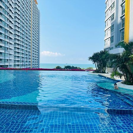 Seaview Beach Room Lumpini-Pool And Gym Face To Ocean Jomtien Exterior foto