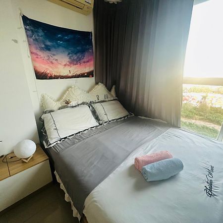 Seaview Beach Room Lumpini-Pool And Gym Face To Ocean Jomtien Exterior foto