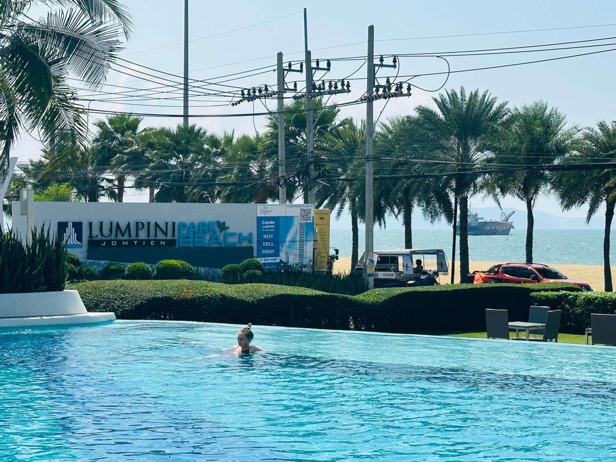 Seaview Beach Room Lumpini-Pool And Gym Face To Ocean Jomtien Exterior foto