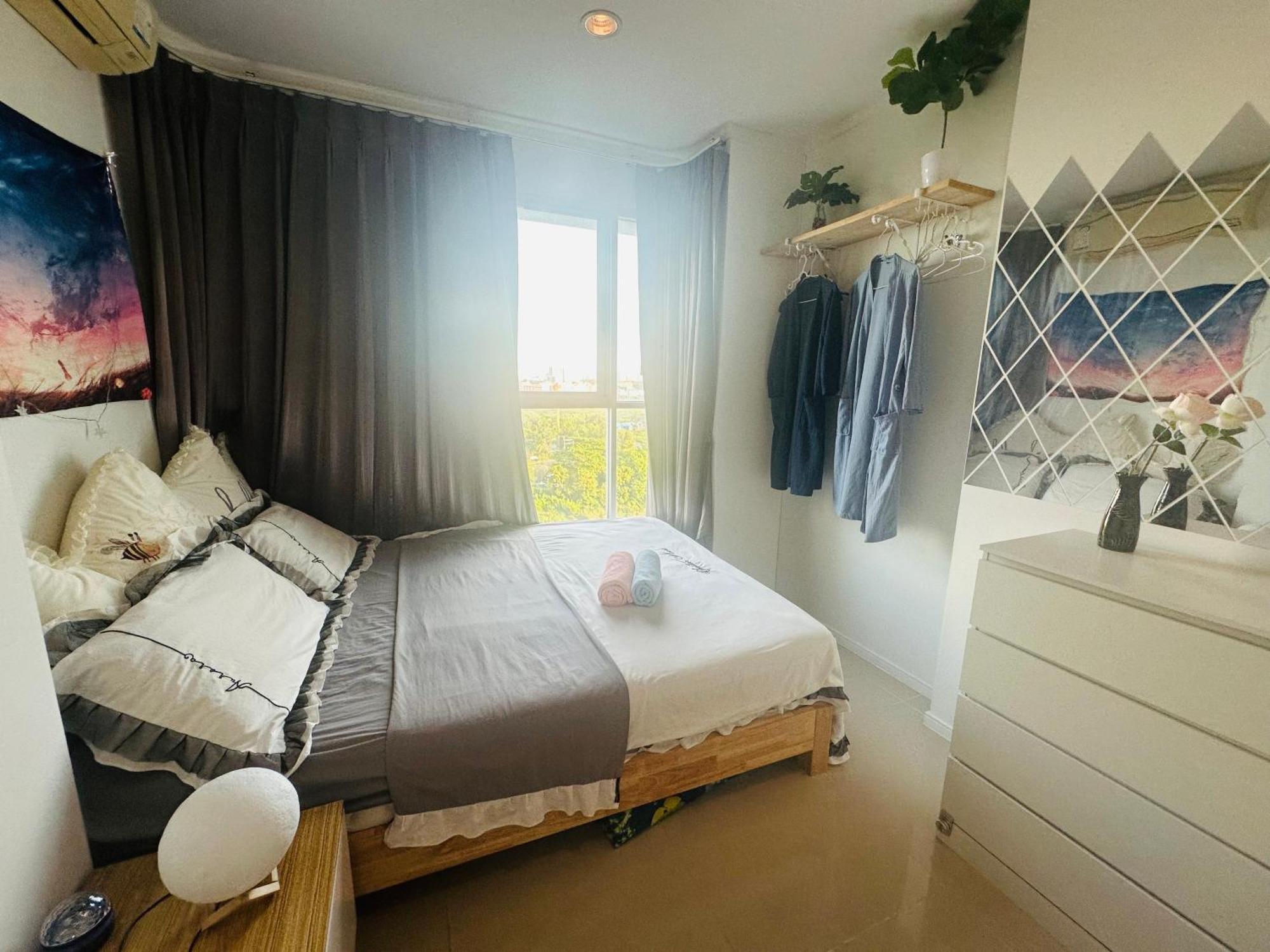 Seaview Beach Room Lumpini-Pool And Gym Face To Ocean Jomtien Exterior foto