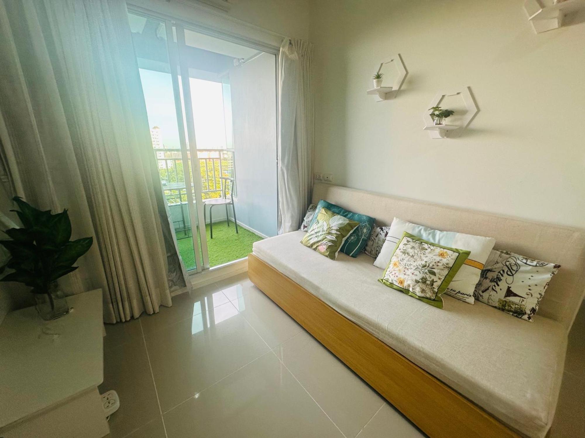 Seaview Beach Room Lumpini-Pool And Gym Face To Ocean Jomtien Exterior foto